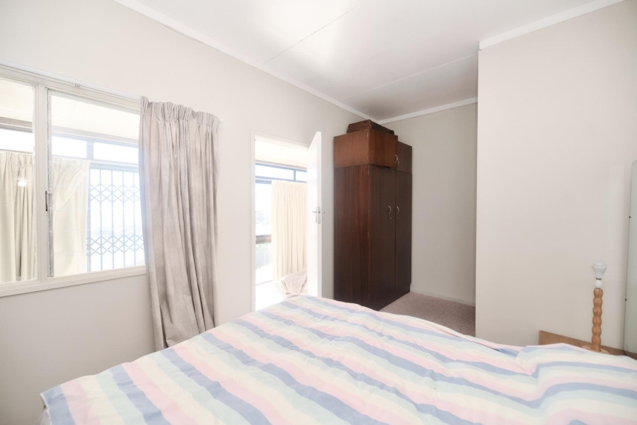 5 Bedroom Property for Sale in De Kelders Western Cape